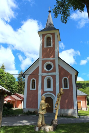 Župna crkva svetog Antuna Padovanskog u mjestu krasno