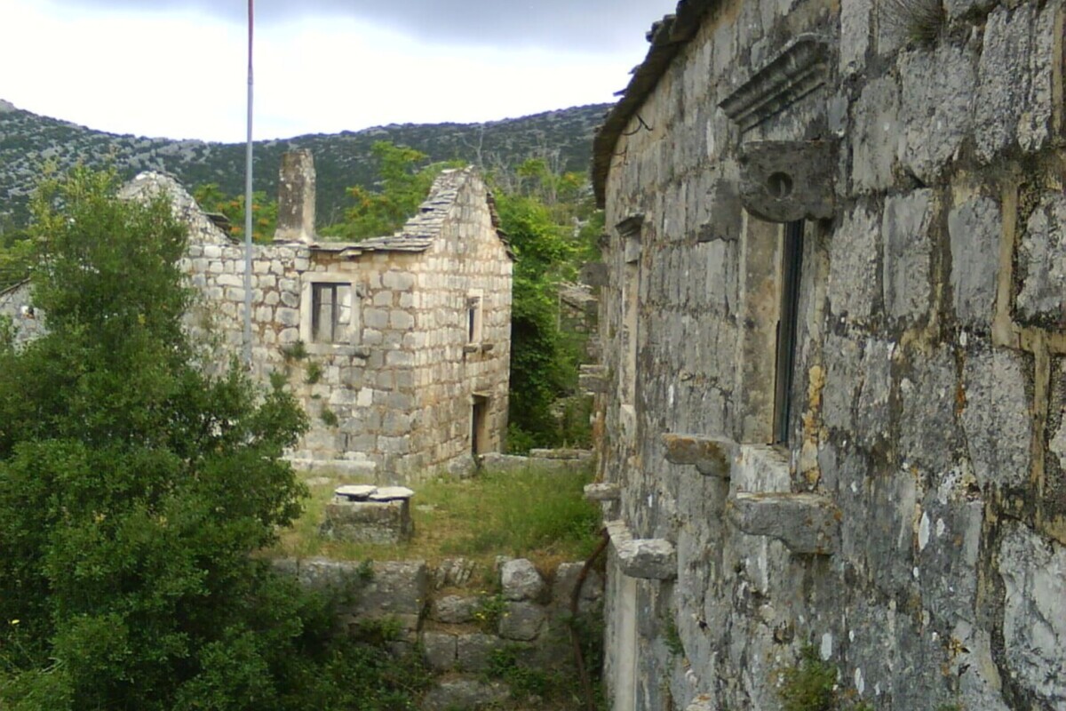 nakovana-gornja