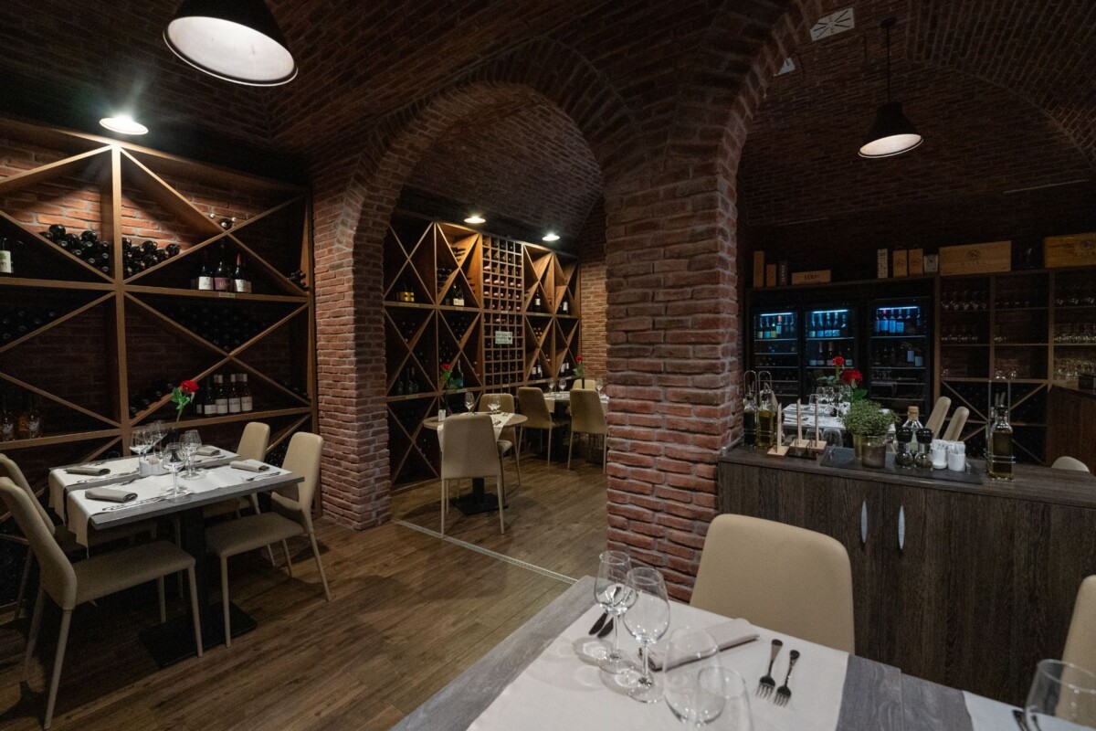 restoran-ampelos-interijer