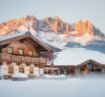 Hotel-Stanglwirt-austrija-tirol hotel Stanglwirt prekriven snijegom