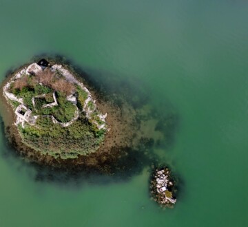 otok-grmozur-crna-gora