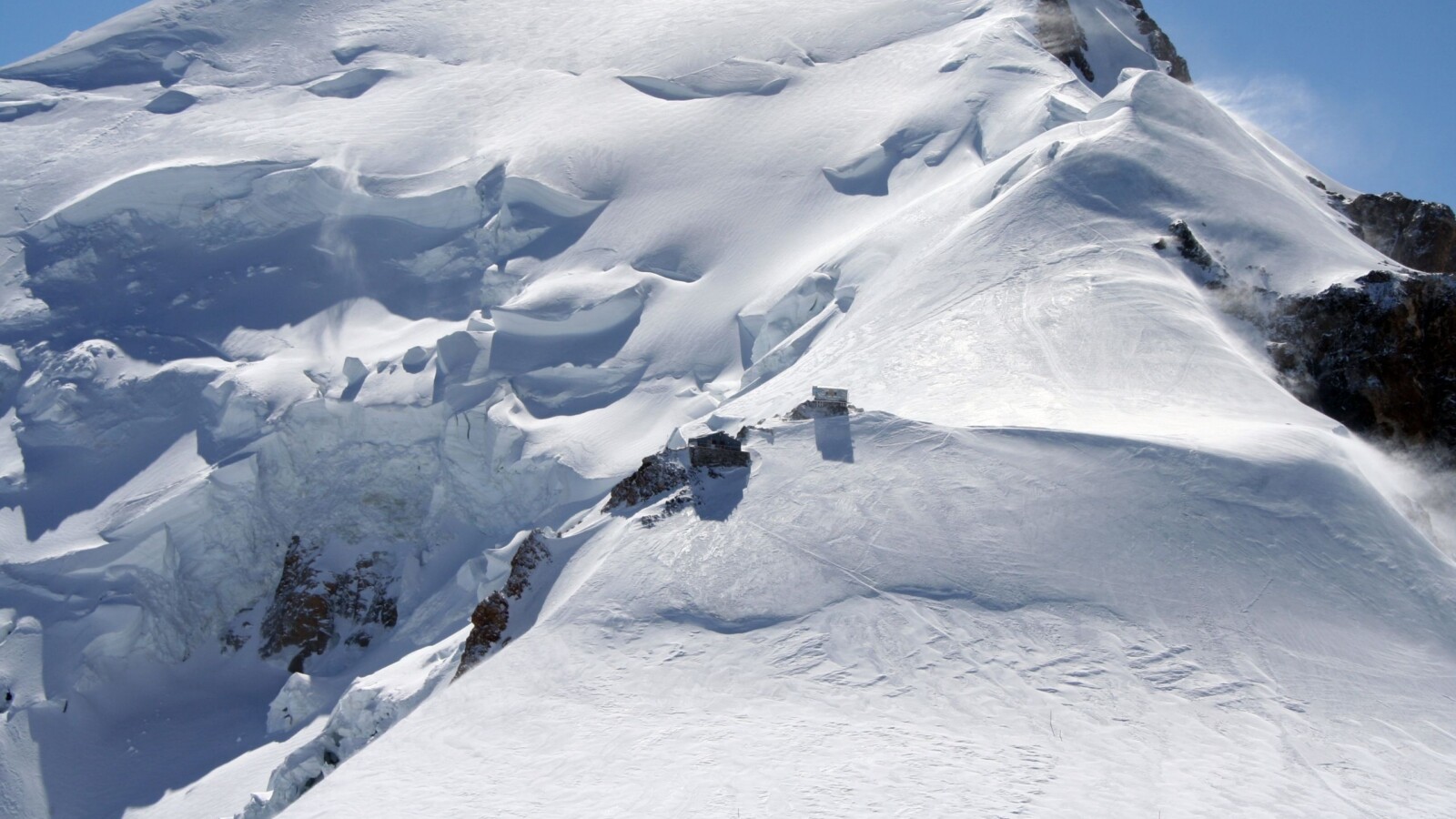 Refuge-Vallot-Mont-Blanc