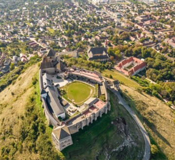 dvorac-sumeg-madarska