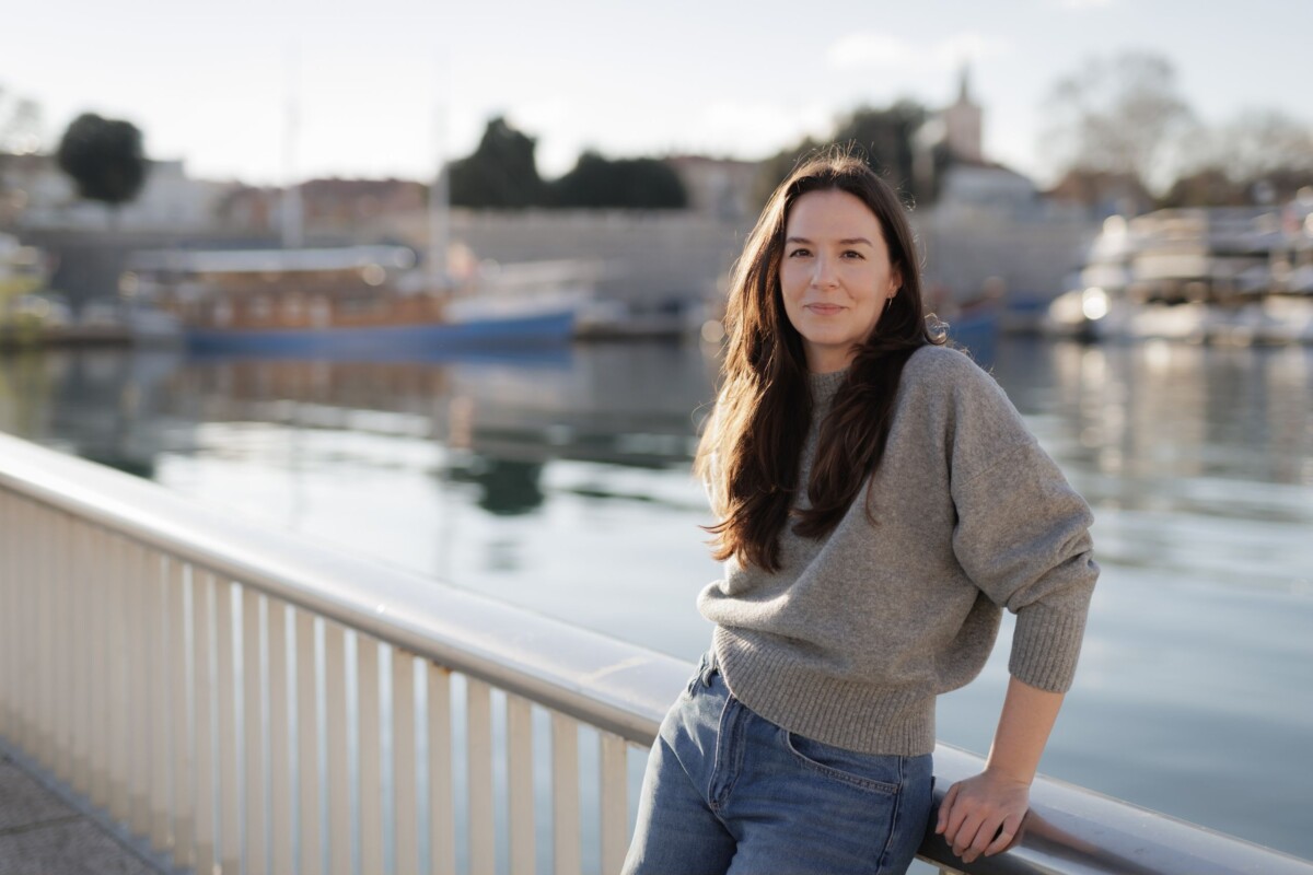 Zvonimira Karavida na mostu u Zadru