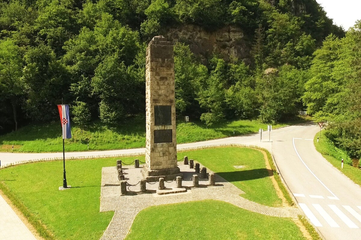 Spomenik hrvatskoj himni Zagorje