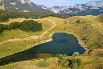 Pogled na Orlovačko jezero na Zelengori