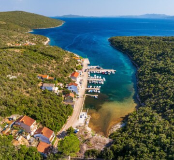 otok Sestrunj