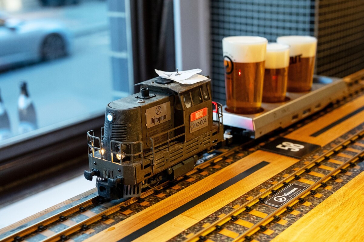 restoran Vytopna Railway Prag Ceska