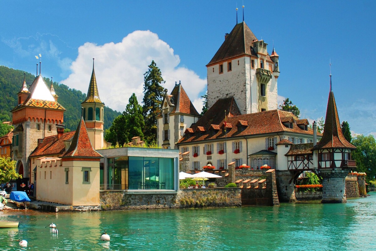Oberhofen dvorac Svicarska