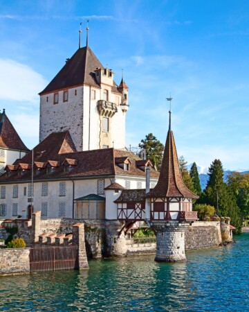 Oberhofen dvorac Svicarska1