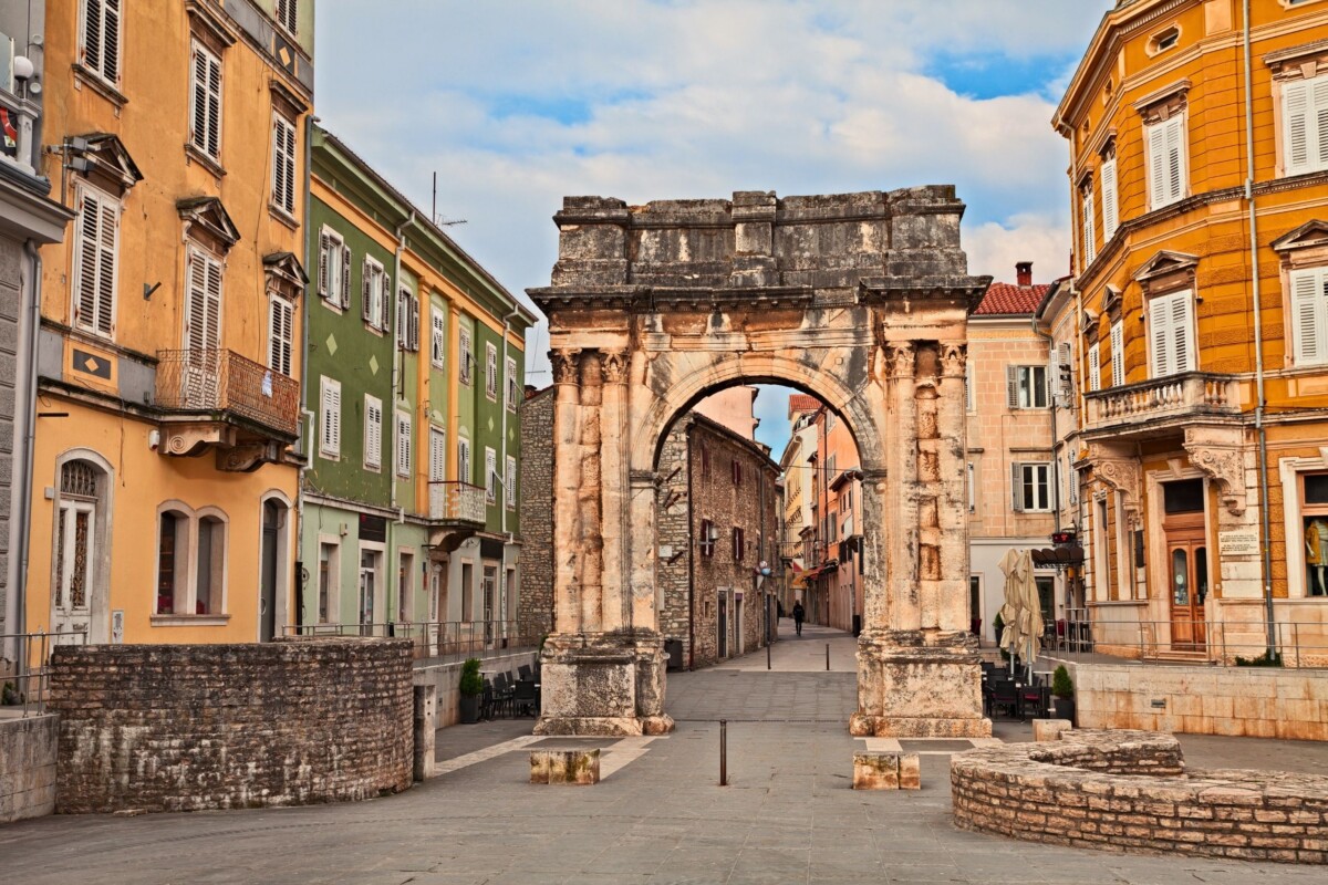 Slavoluk Sergijevaca Pula