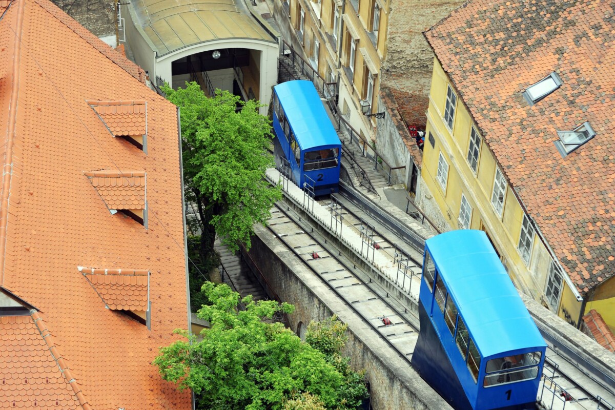 ZAGREB-USPINJACA