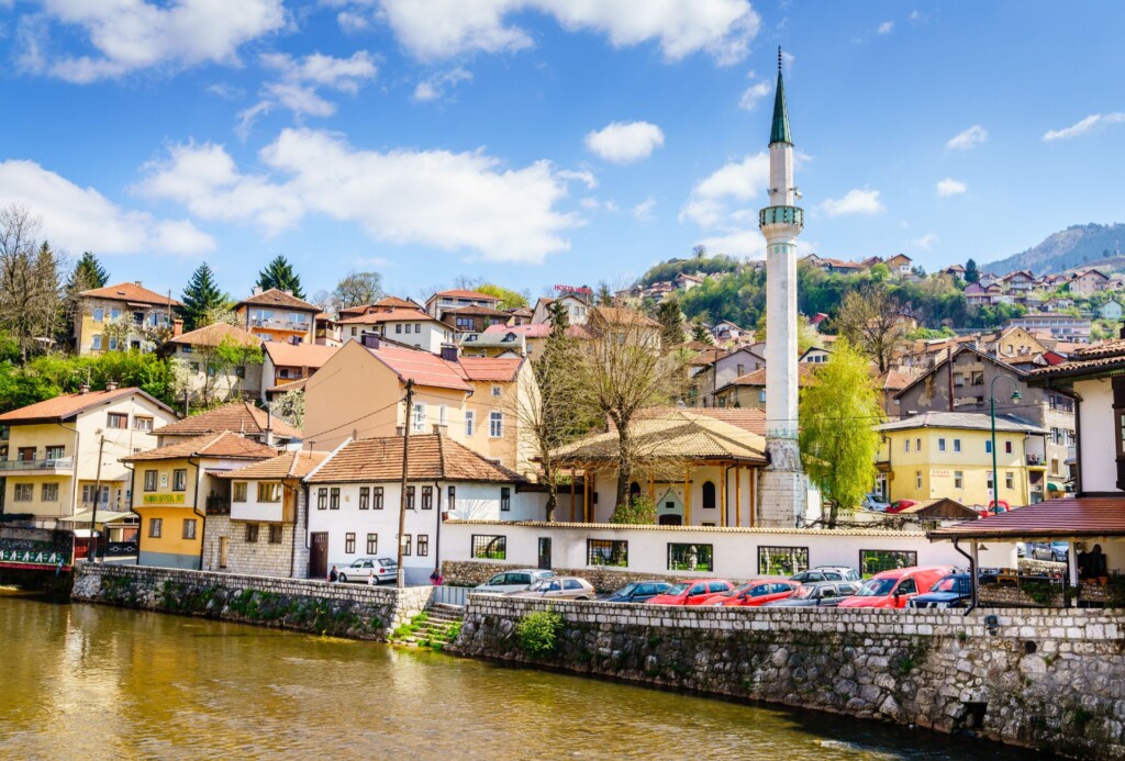 Stanovnici BiH sutra mogu doći na posao tek kad se naspavaju! Vlasti su uputile posebnu preporuku poslodavcima