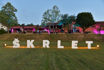 skrlet