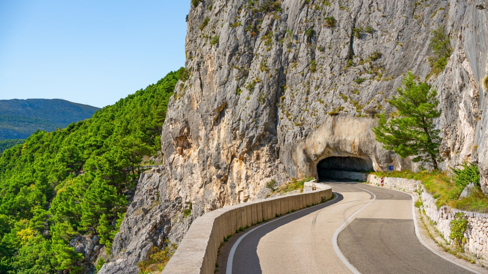 tunel-gata-omis