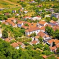 Vrlika2