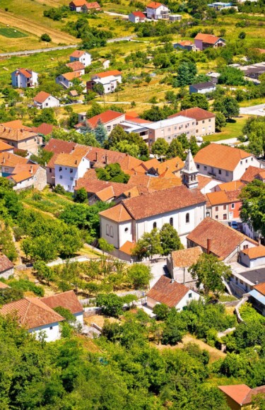Vrlika2