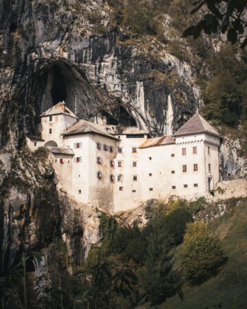 predjamski-dvorac-slovenija6