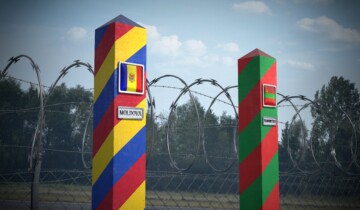 Border,Posts,With,Flags,Of,Moldova,And,Transnistria,-,3d