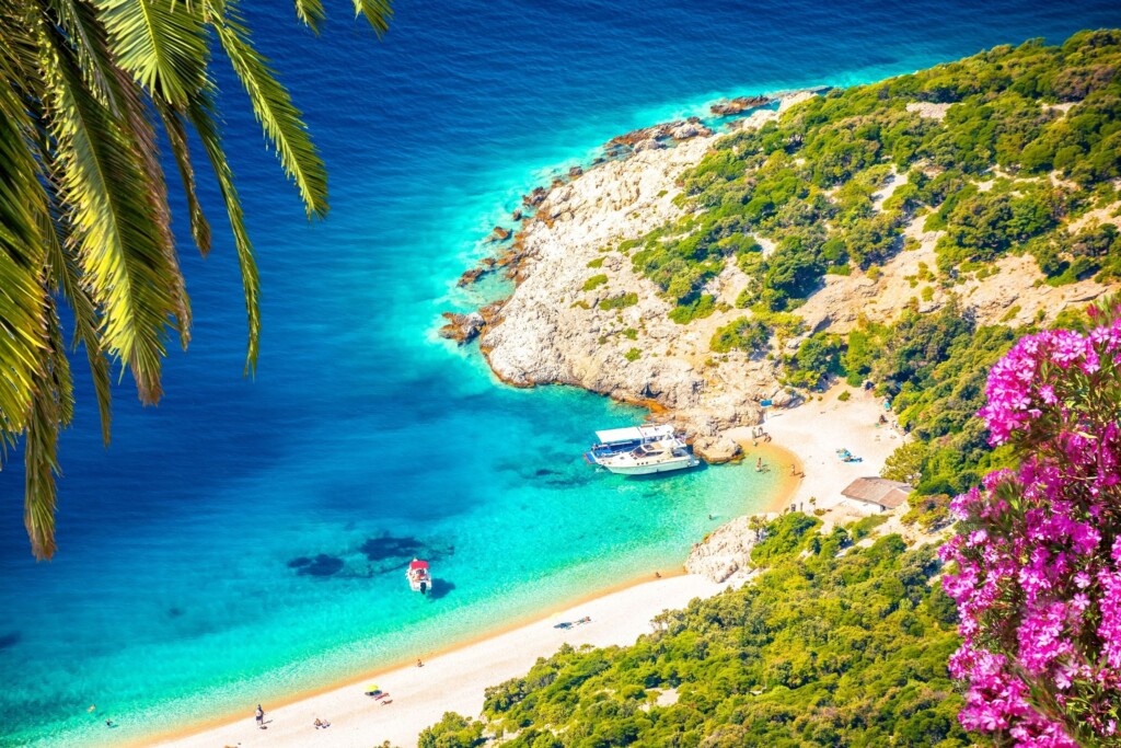 Do ove hrvatske plaže morate se spuštati strmom stazom gotovo sat vremena! Čak ni usred ljeta ondje nema velikih gužvi