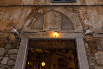 pikulece-natpis