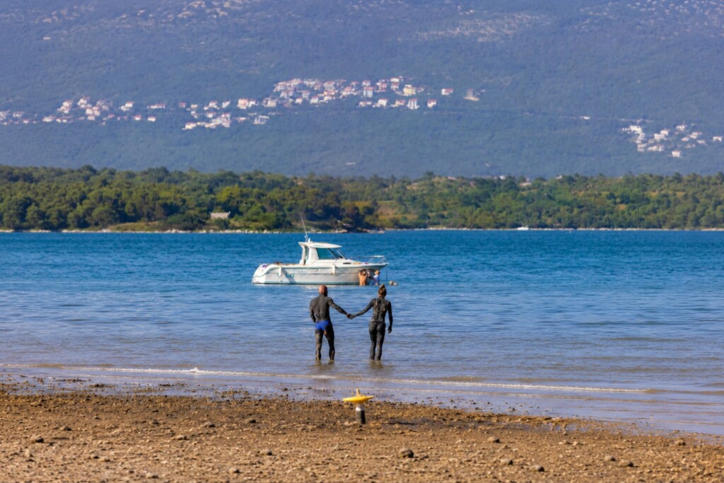 Na najnaseljenijem hrvatskom otoku možete se kupati na ljekovitoj plaži! Njezina svojstva potvrdili su i stručnjaci