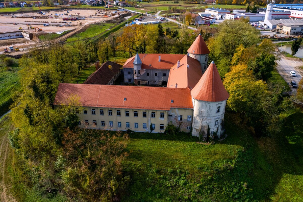 dvorac Kerestinec5