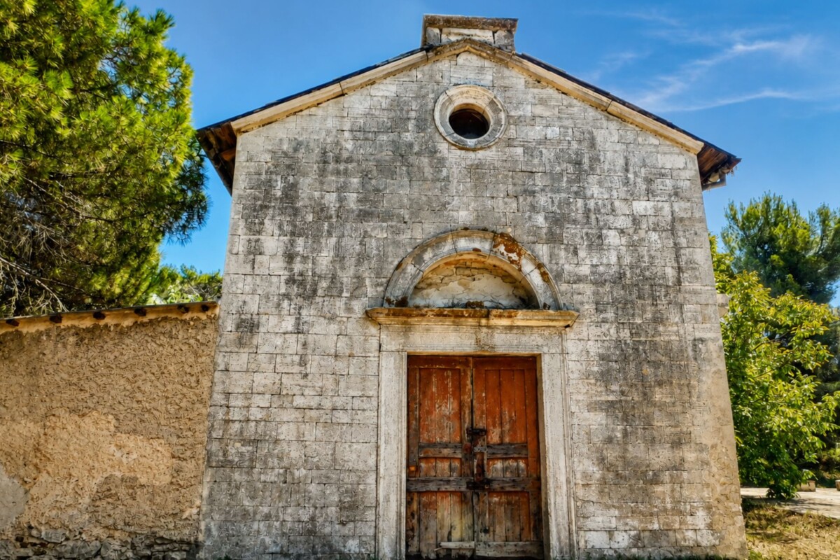 fratarski-otok-reportaza-crkvica