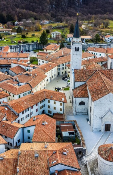 grad-venzone-italija