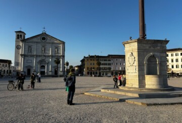 palmanova-italija-piazza-grande-trg