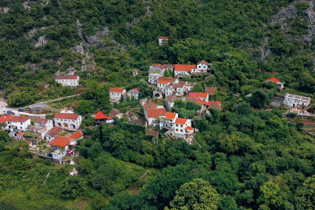 selo-godinje-crna-gora