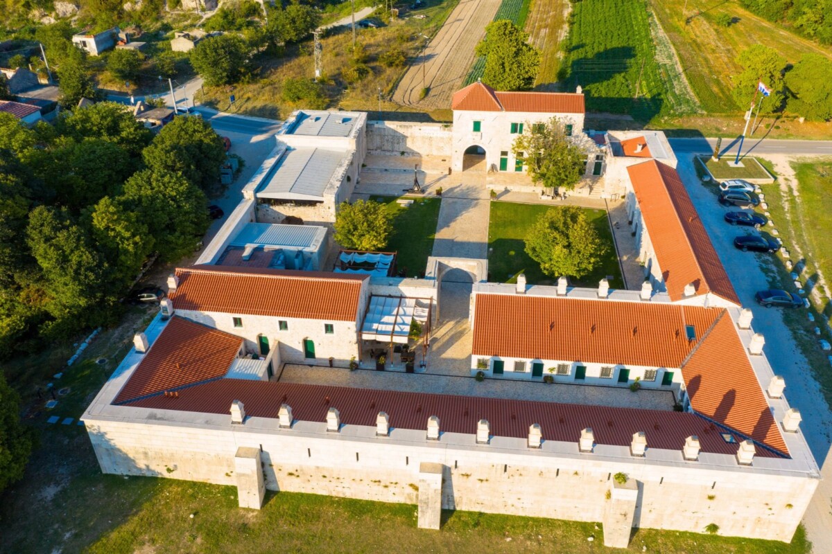 Maskovica han6