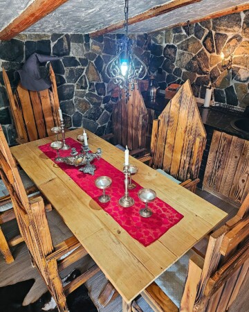 Selo kucica pod zemljom Kresevo2