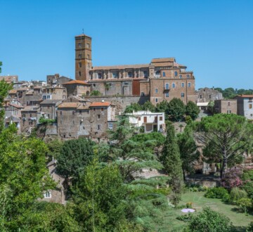 sutri-italija-8
